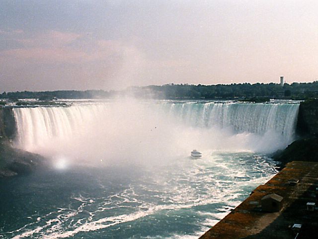 AVENTURA CANADIENSE ESPECIAL CON NIAGARA - 10 DIAS